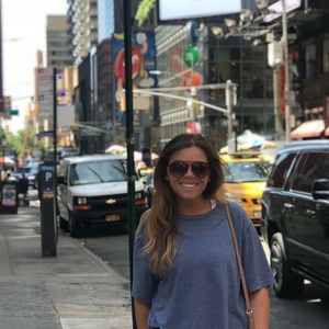 Meet your Posher, Tori